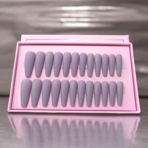 24 Pcs O.TWO.O Matte Nails with Accessories – Stylish & Trendy Nail Set for Girls