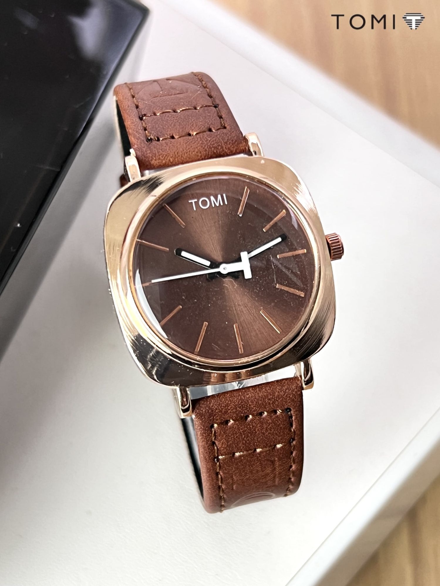 TOMI Original Leather Strap Watch – Waterproof & Durable | Elegant Quartz Wristwatch with Gift Box | Stylish Watch for Men - Image 9