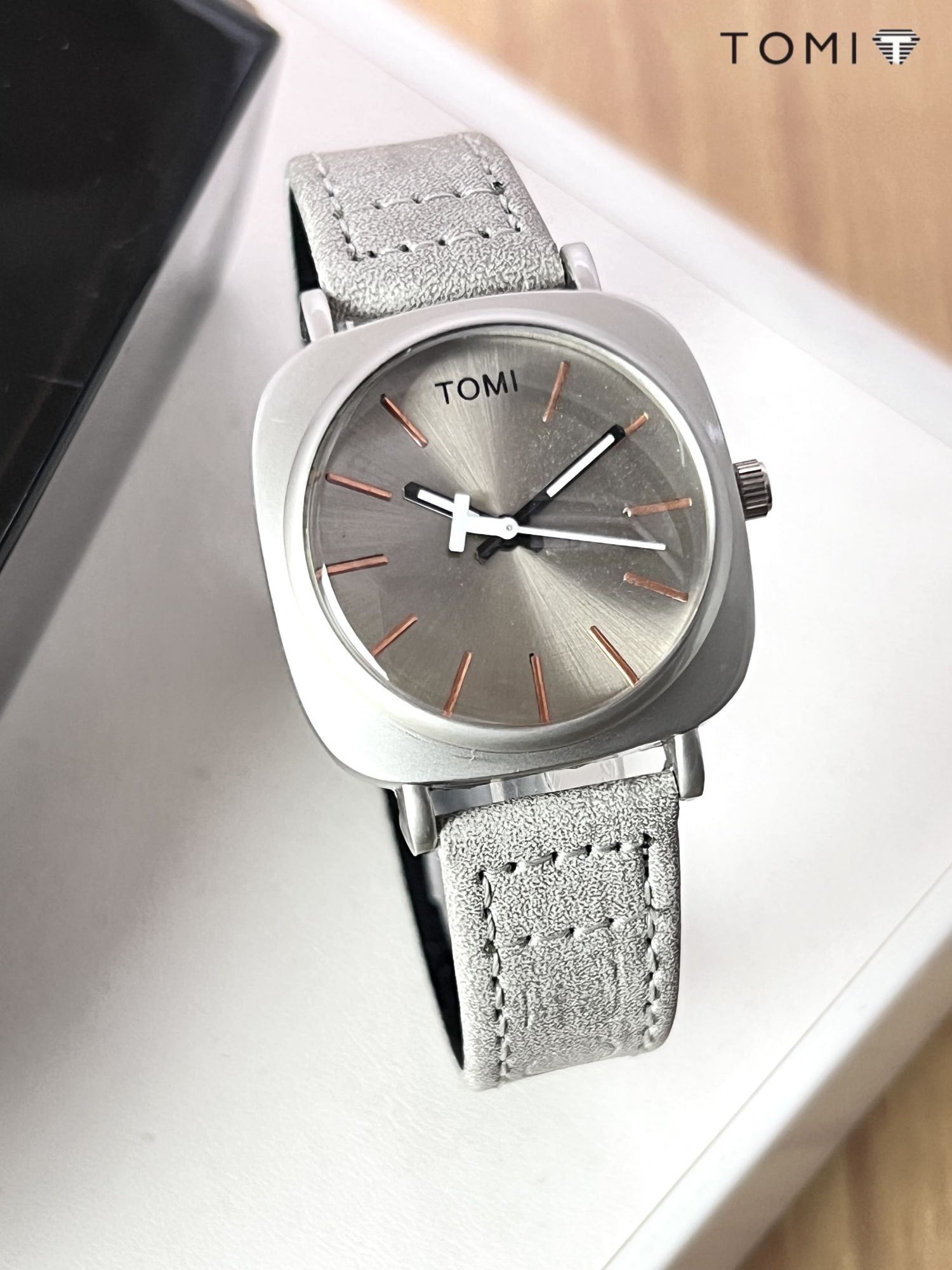 TOMI Original Leather Strap Watch – Waterproof & Durable | Elegant Quartz Wristwatch with Gift Box | Stylish Watch for Men - Image 7