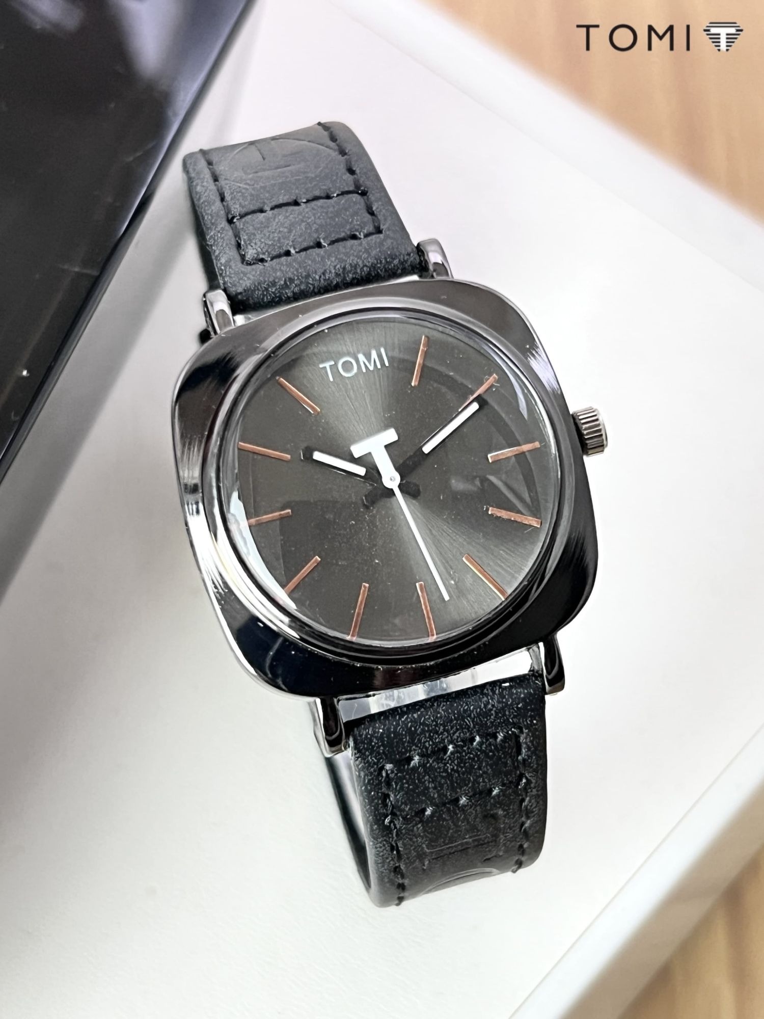 TOMI Original Leather Strap Watch – Waterproof & Durable | Elegant Quartz Wristwatch with Gift Box | Stylish Watch for Men - Image 2